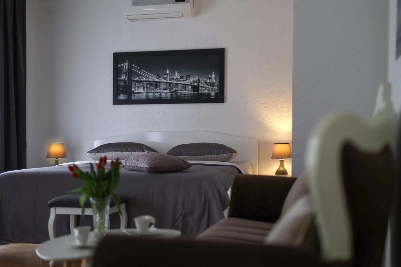 Apartments Alen 茨里克韦尼察 外观 照片