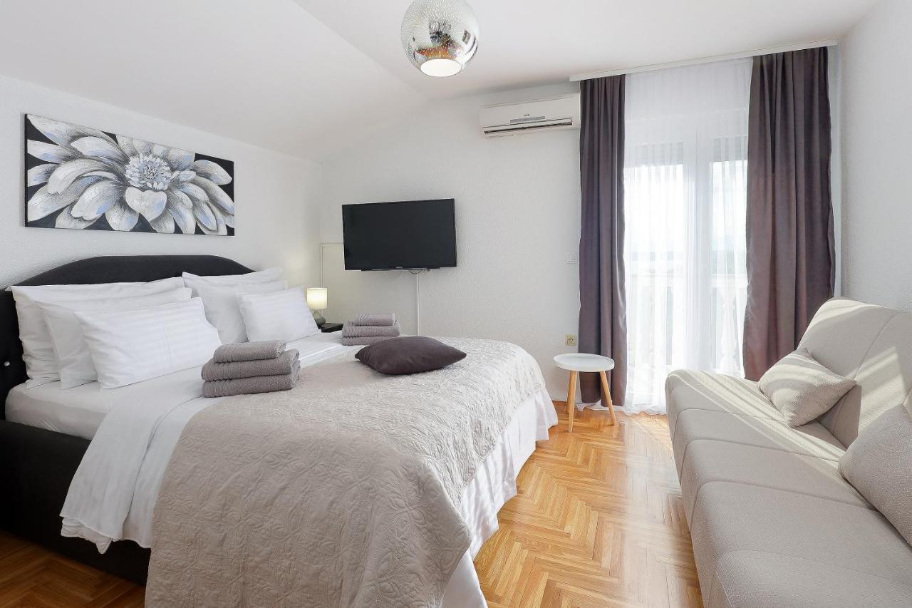 Apartments Alen 茨里克韦尼察 外观 照片
